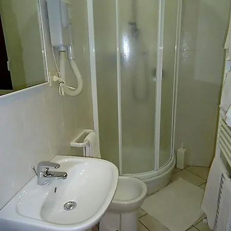 Hotel La Mimosa 2*